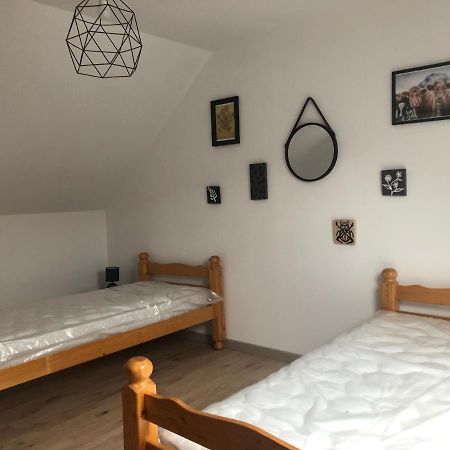 Camps-en-Amienois Maison Chaleureuse A La Campagne מראה חיצוני תמונה